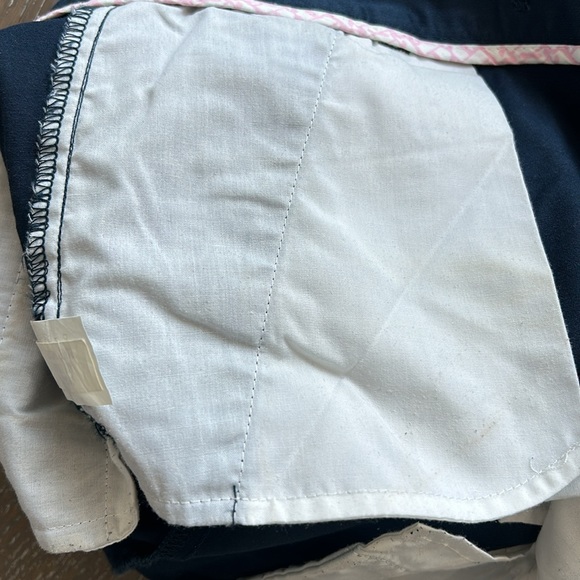 Women’s Vineyard Vines Bermuda Shorts - Size 6 - Worn Once! - Picture 5 of 7